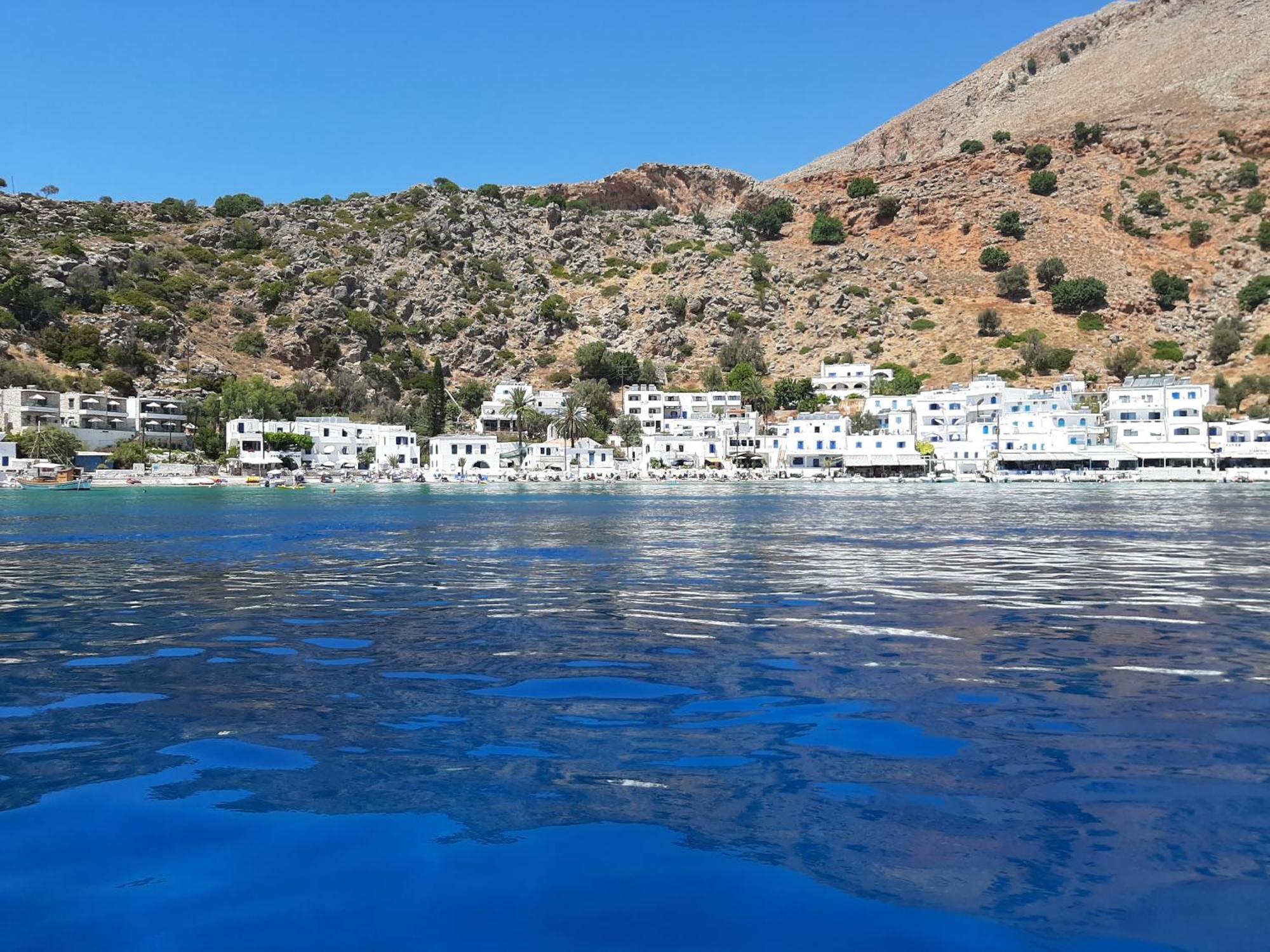 Κύμα Ξενοδοχείο Λουτρό Εξωτερικό φωτογραφία