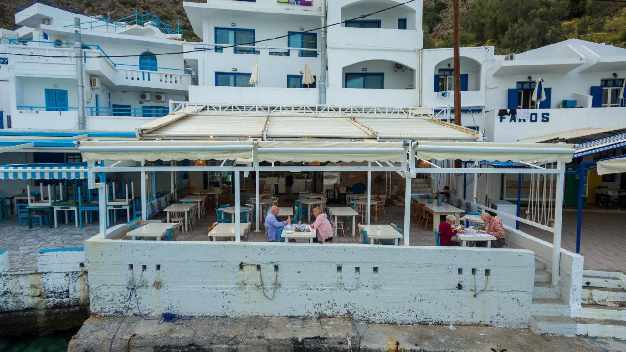 Κύμα Ξενοδοχείο Λουτρό Εξωτερικό φωτογραφία
